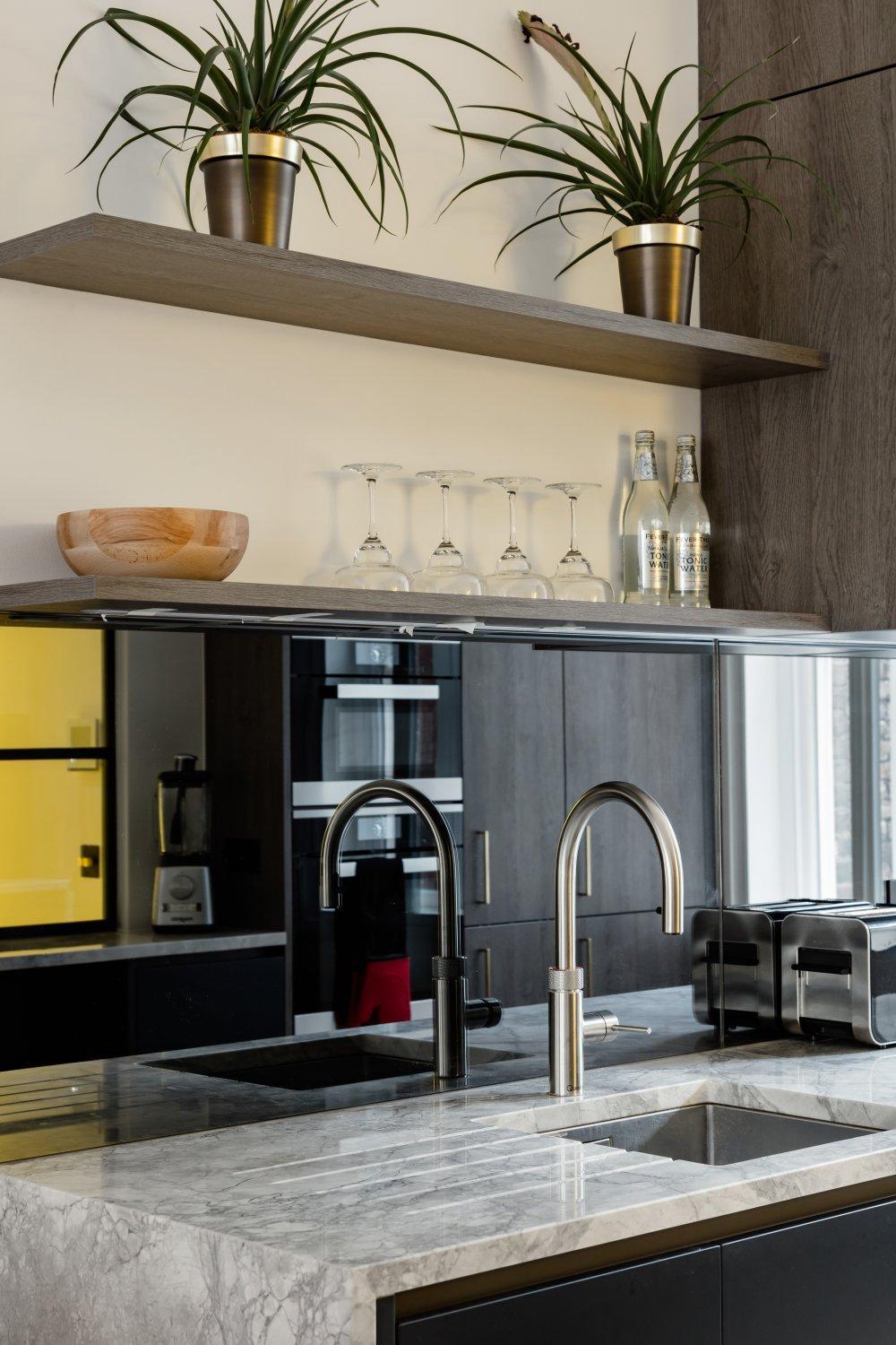 Modern Apartment & Rooms At Charing Cross Лондон Екстер'єр фото