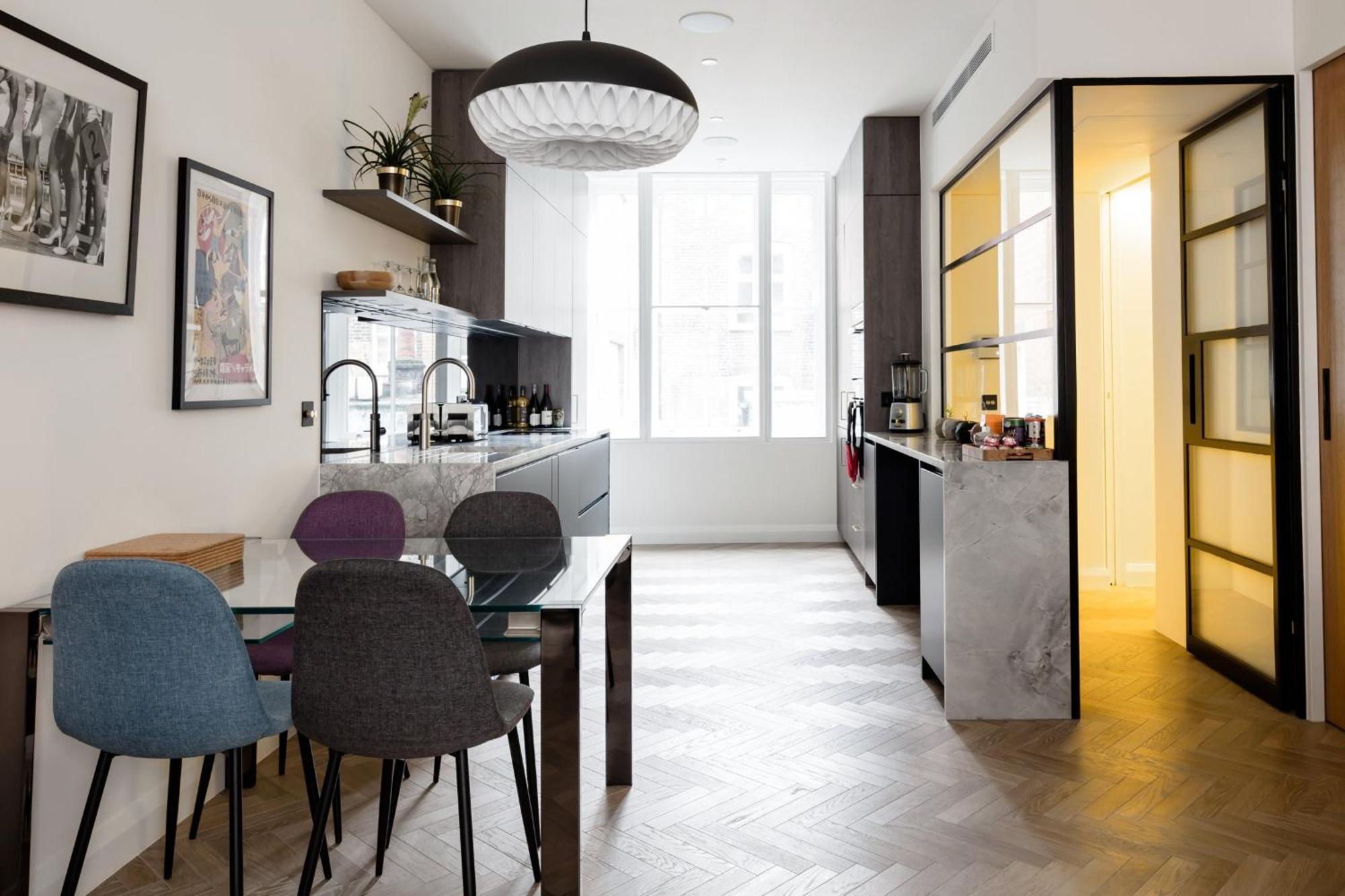Modern Apartment & Rooms At Charing Cross Лондон Екстер'єр фото